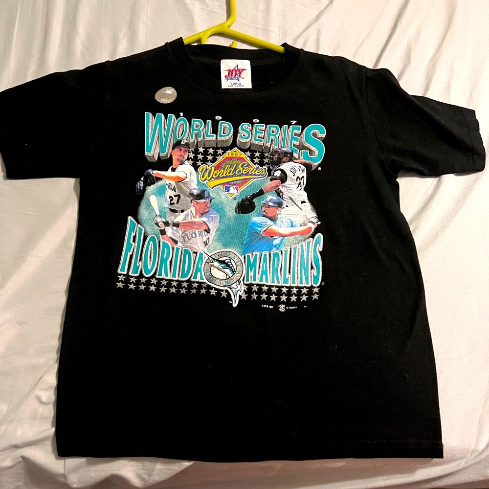 Marlins 1997 World Series T-shirt kids size xl